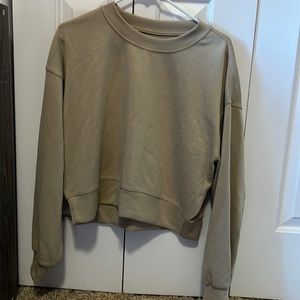 Lululemon Perfectly Oversized Cropped Crew *Softstreme